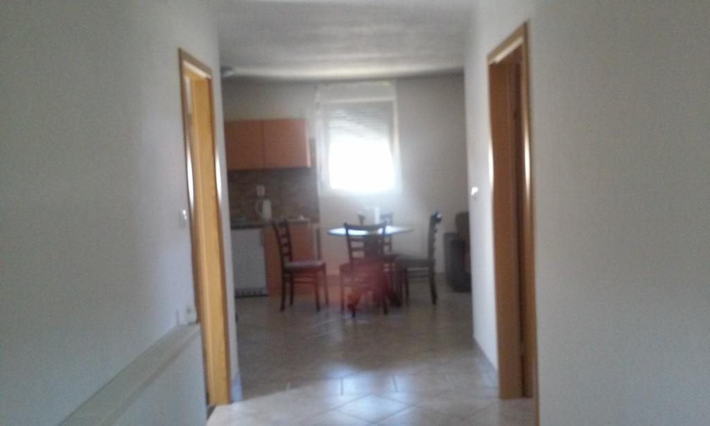 Apartment Laura Gracac  Luaran gambar