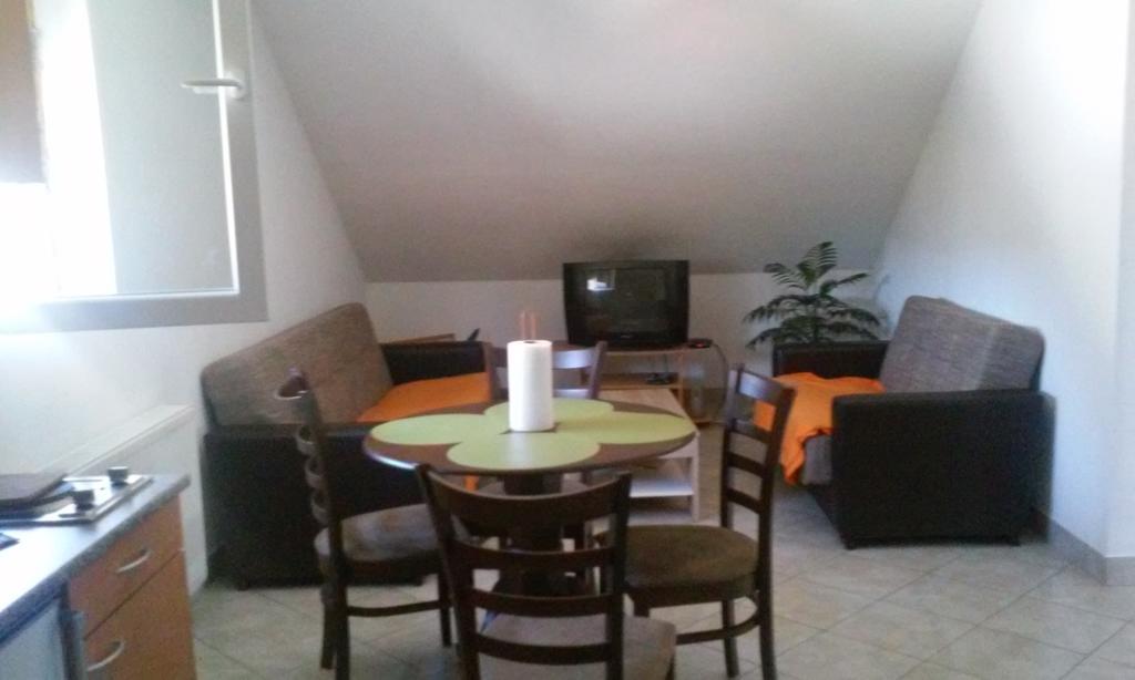 Apartment Laura Gracac  Luaran gambar